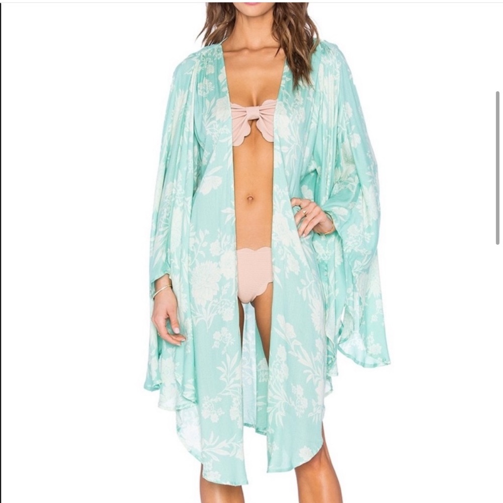 Sea foam green floral swimsuit coverup By Amuse Society Sz M/L